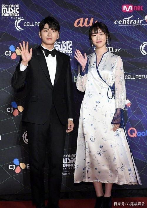 韩国荷娜女明星,韩国时尚女神的璀璨星途